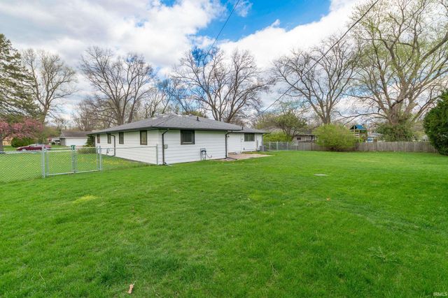 17370 Parker Drive, South Bend, IN 46635