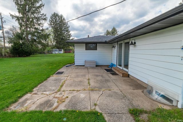 17370 Parker Drive, South Bend, IN 46635