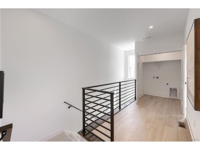 3435 W Elmhurst Pl, Littleton, CO 80120
