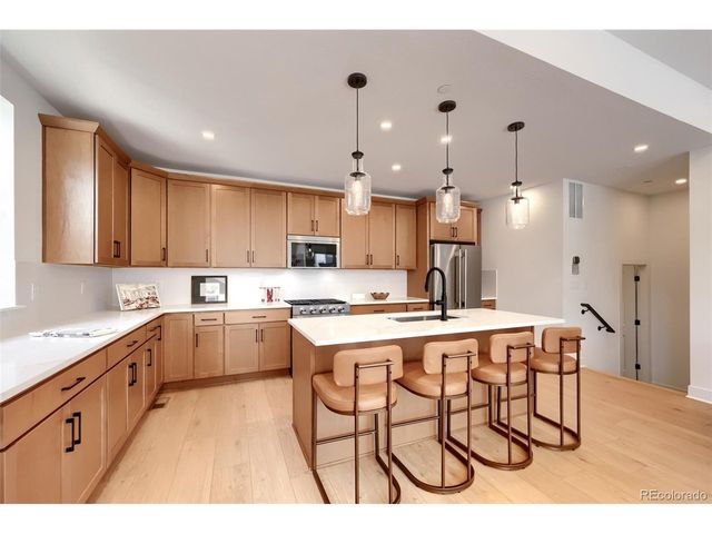 3435 W Elmhurst Pl, Littleton, CO 80120