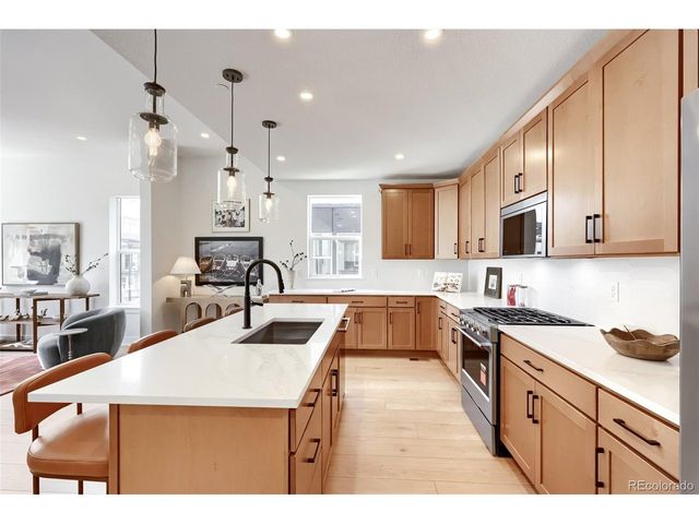 3435 W Elmhurst Pl, Littleton, CO 80120