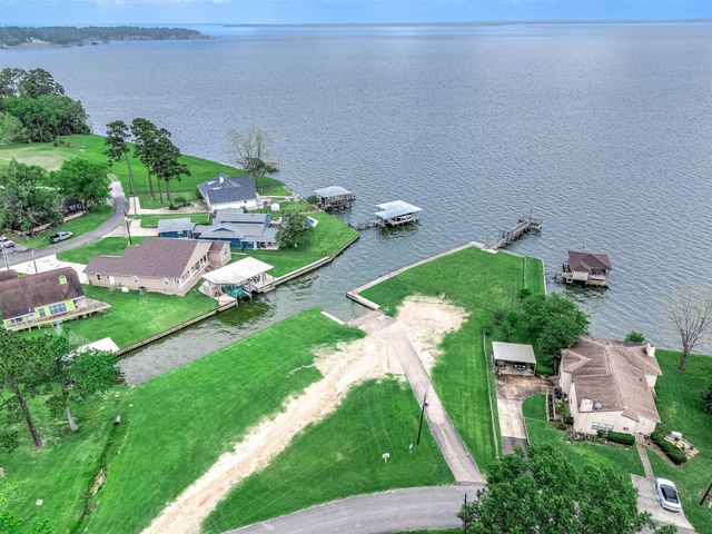 100 Magnolia Place, Coldspring, TX 77331