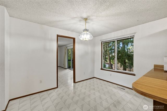 14055 SE 202nd Street, Kent, WA 98042