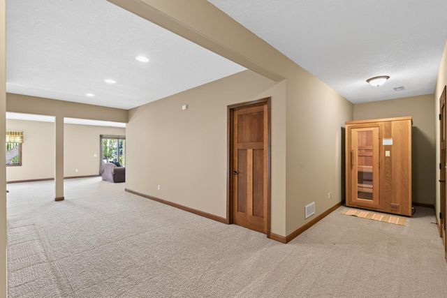 9020 Warren Court, Victoria, MN 55386
