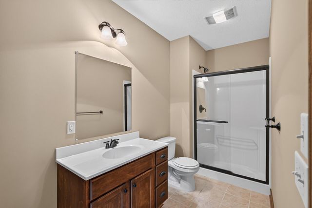 9020 Warren Court, Victoria, MN 55386