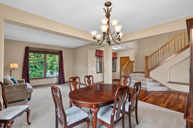 9020 Warren Court, Victoria, MN 55386