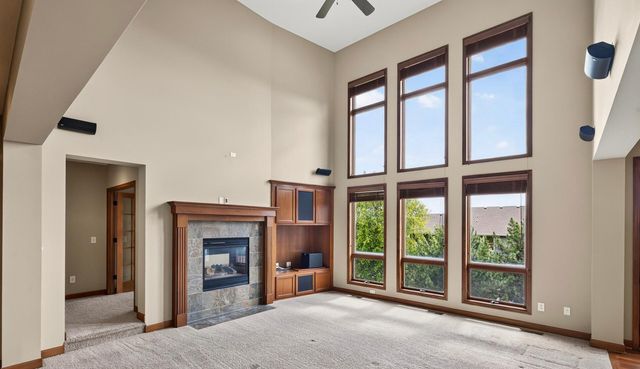 9020 Warren Court, Victoria, MN 55386