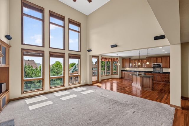 9020 Warren Court, Victoria, MN 55386