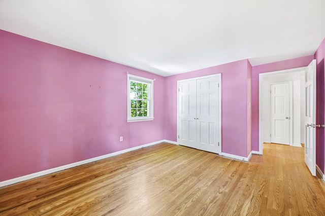 1565 STANFORD LN, Paoli, PA 19301