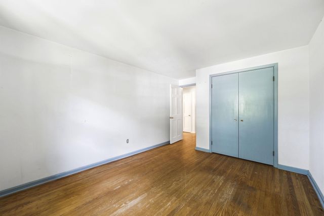 1565 STANFORD LN, Paoli, PA 19301