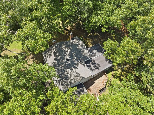 1565 STANFORD LN, Paoli, PA 19301