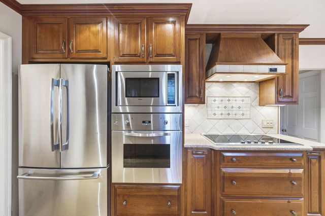 1565 STANFORD LN, Paoli, PA 19301