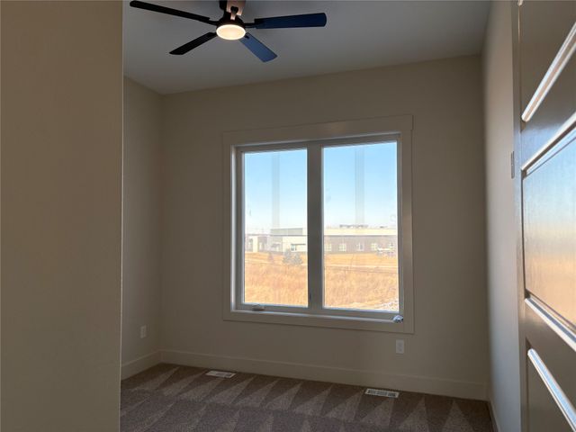 17203 Brookview Drive, Urbandale, IA 50322