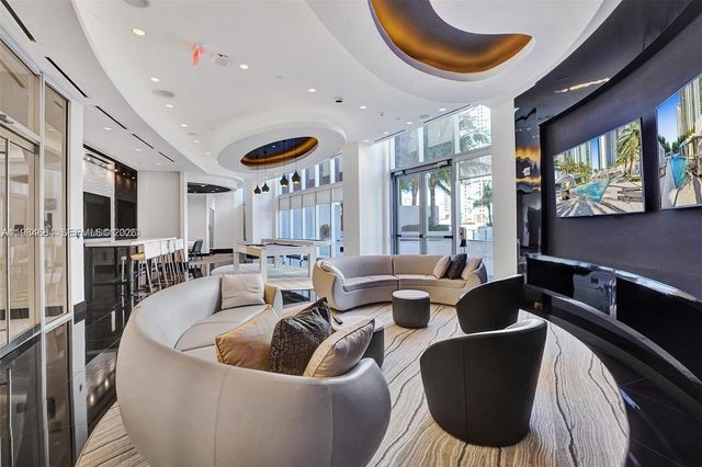 851 NE 1st Ave 3601, Miami, FL 33132