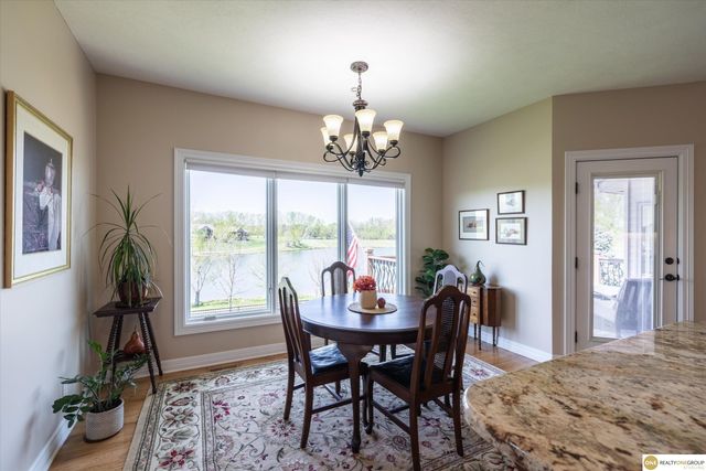 7922 Shadow Lake Drive, Papillion, NE 68046