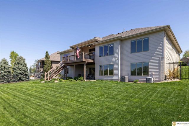 7922 Shadow Lake Drive, Papillion, NE 68046