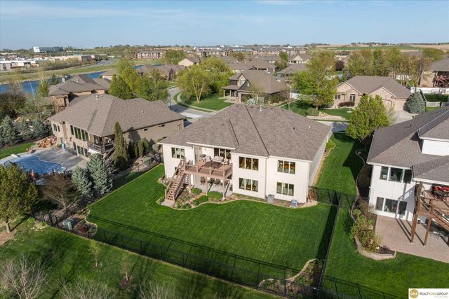 7922 Shadow Lake Drive, Papillion, NE 68046