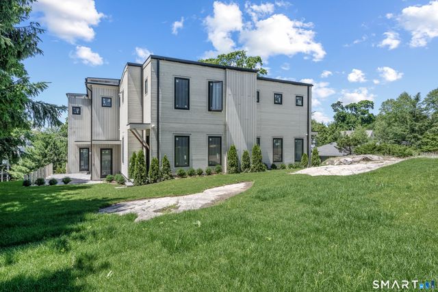 142 Nearwater Lane, Darien, CT 06820