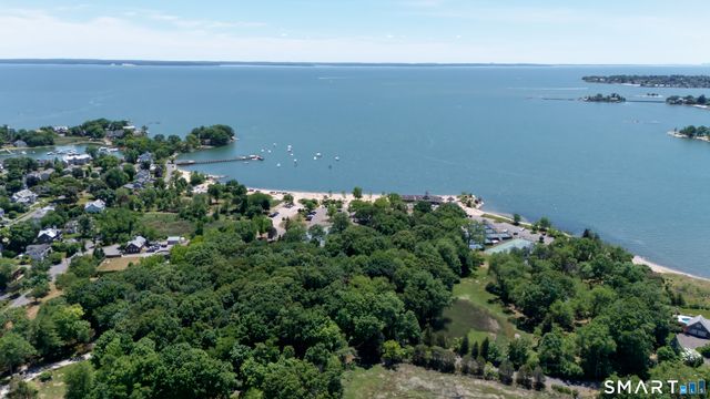 142 Nearwater Lane, Darien, CT 06820