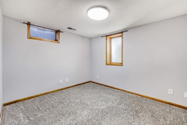 9966 108th Avenue N, Maple Grove, MN 55369