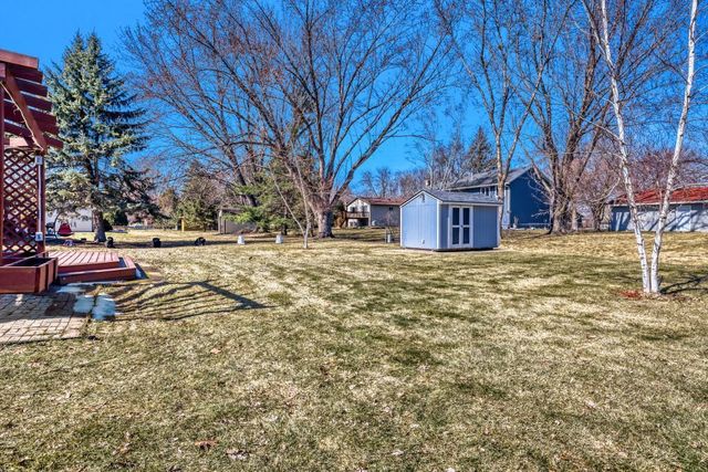 9966 108th Avenue N, Maple Grove, MN 55369