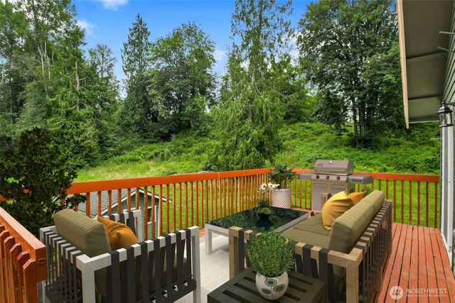 626 212th Street NW, Arlington, WA 98223