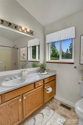 626 212th Street NW, Arlington, WA 98223