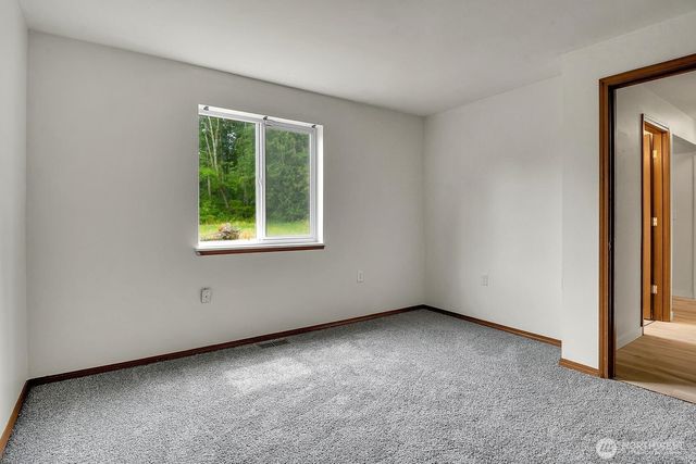 626 212th Street NW, Arlington, WA 98223