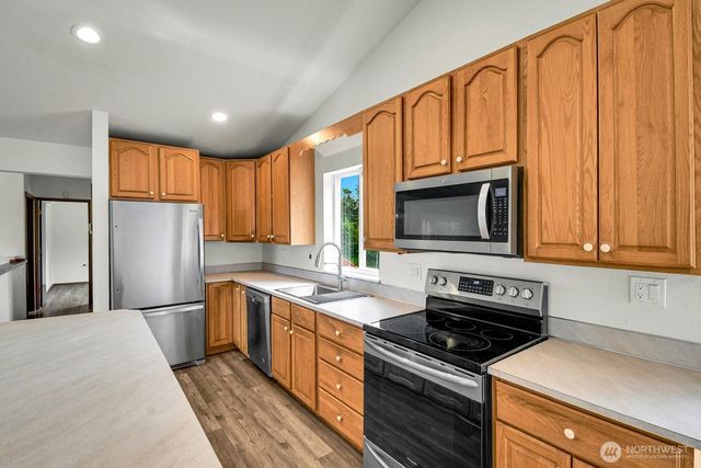 626 212th Street NW, Arlington, WA 98223