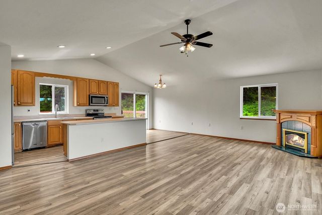 626 212th Street NW, Arlington, WA 98223