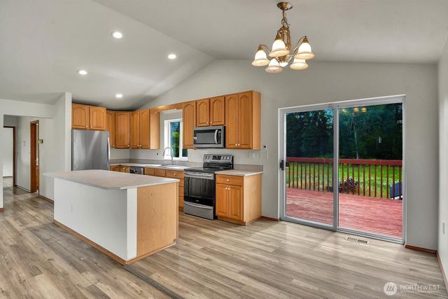626 212th Street NW, Arlington, WA 98223