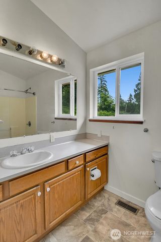 626 212th Street NW, Arlington, WA 98223