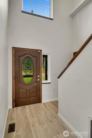 626 212th Street NW, Arlington, WA 98223