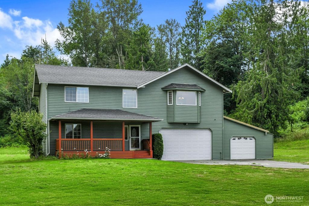 626 212th Street NW, Arlington, WA 98223