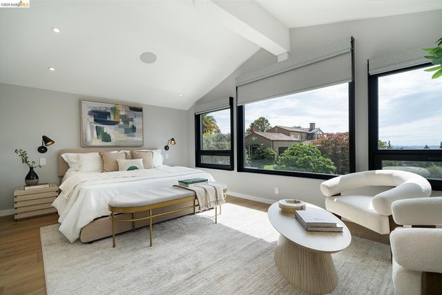 5656 Buena Vista Avenue, Oakland, CA 94618