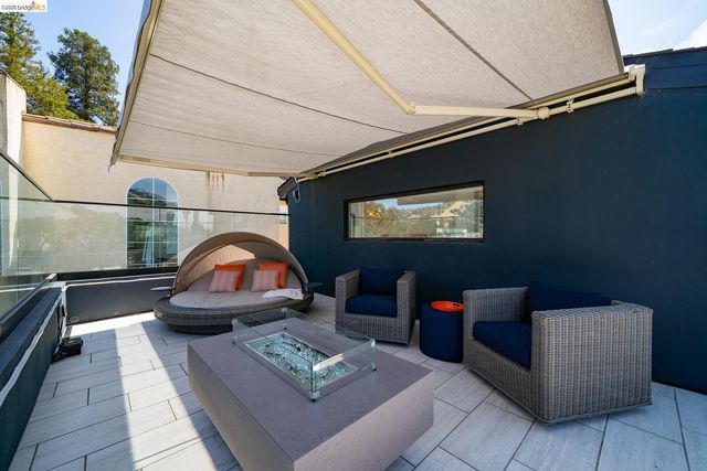 5656 Buena Vista Avenue, Oakland, CA 94618