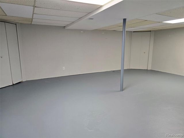 17676 Addison Street, Southfield, MI 48075