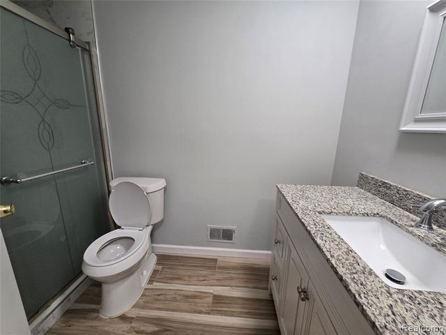 17676 Addison Street, Southfield, MI 48075