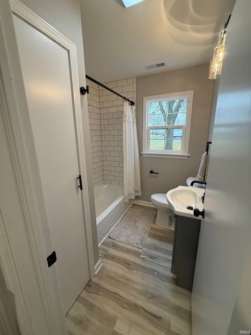 6936 N State Road 1 Road, Ossian, IN 46777