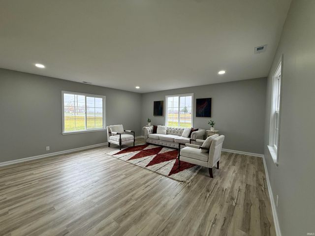 6936 N State Road 1 Road, Ossian, IN 46777