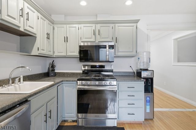 11 Brookside Hts L, Wanaque Boro, NJ 07465