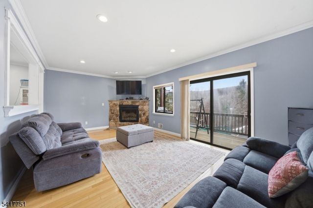 11 Brookside Hts L, Wanaque Boro, NJ 07465