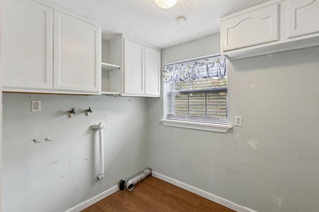 998 Merrell Road, Hebron, KY 41048