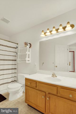 519 SUNDAY DR, Harrisburg, PA 17111