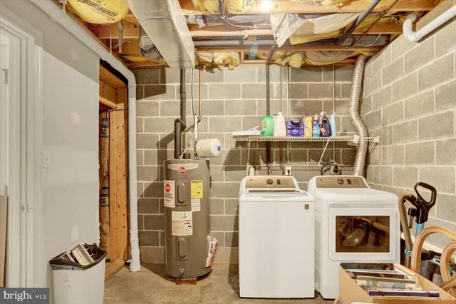 519 SUNDAY DR, Harrisburg, PA 17111