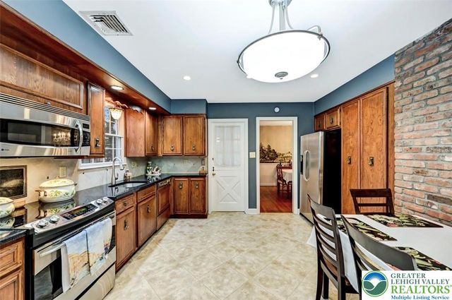 3569 Timberlane Drive, Easton, PA 18045