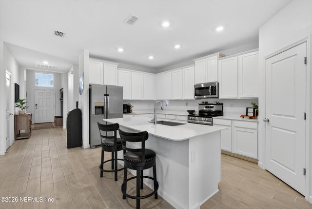 1514 LACHLAN Circle, Jacksonville, FL 32218