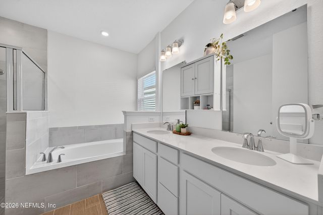 1514 LACHLAN Circle, Jacksonville, FL 32218