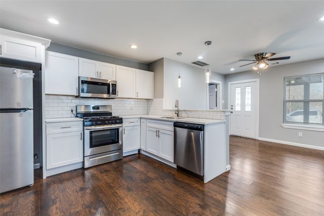 4010 Copeland Street, Dallas, TX 75210
