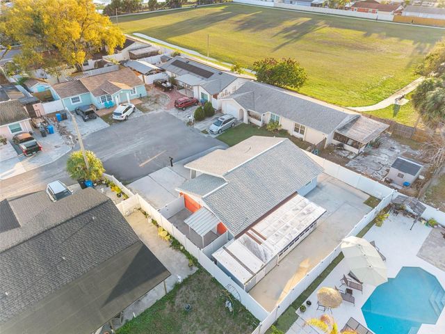 10113 ROYAL ACRES COURT, Tampa, FL 33615